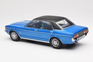 Ford Granada Mk1 Azul Metalizado Preto Mate MCG 1:18 MCG18394 Metal - imagem 5 de 6