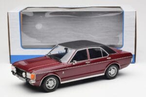 Ford Granada Mk1 Vermelho Escuro Metalizado Preto Mate MCG 1:18 MCG18393 Metal - imagem 6 de 6