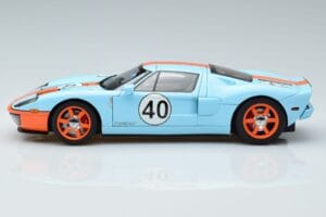 Ford GT Gulf Livery AUTOart 1:18 80513 Metal - imagem 4 de 8