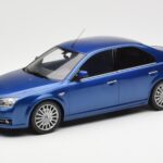 Ford Mondeo ST220 Performance Azul Otto 1:18 OT448