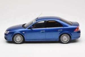 Ford Mondeo ST220 Performance Azul Otto 1:18 OT448 Resina - imagem 3 de 6