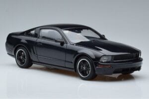 Ford Mustang GT S197 Bullitt AUTOart 1:18 73067 Metal - imagem 5 de 7
