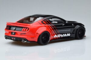 Ford Mustang S550 LB Works Liberty Walk Advan GT Spirit 1:18 KJ035 Resina - imagem 2 de 6