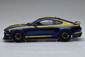 Ford Mustang S550 Shelby Super Snake Azul GT Spirit 1:18 GT871 Resina - imagem 3 de 6
