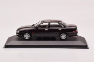 Ford Scorpio Preto Minichamps 1:43