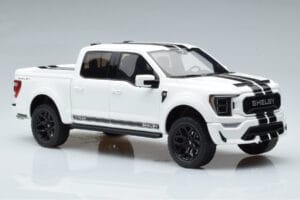 Ford Shelby F-150 Branco GT Spirit 1:18 GT415 Resina - imagem 4 de 6