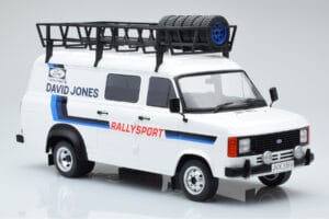 Ford Transit Mk2 Van Team David Jones Rally Assistance IXO 1:18 18RMC033XE Metal - imagem 4 de 6