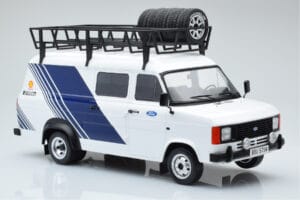 Ford Transit Mk2 Van Team Ford Rally Assistance IXO 1:18 18RMC058XE Metal - imagem 4 de 6