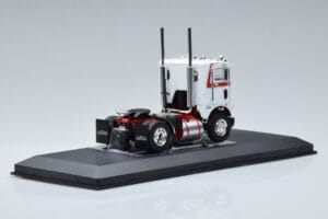 Freightliner COE Branco IXO 1:43 TR128 Metal - imagem 2 de 6