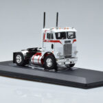 Freightliner COE Branco IXO 1:43 TR128 - image 4 of 6