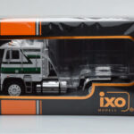 Freightliner FLA Branco Verde IXO 1:43 - image 4 of 4