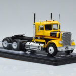 Freightliner FLC120 64T Amarelo IXO 1:43 TR116 - image 4 of 6
