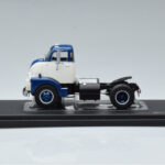 GMC 950 COE Azul Branco IXO 1:43 - image 3 of 6