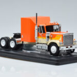 GMC General Laranja IXO 1:43 TR129 - image 4 of 6