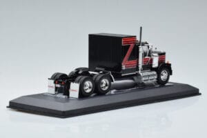 GMC General Vermelho Preto IXO 1:43 TR102 Metal - imagem 2 de 6
