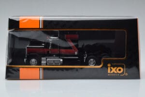 GMC General Vermelho Preto IXO 1:43 TR102 Metal - imagem 6 de 6