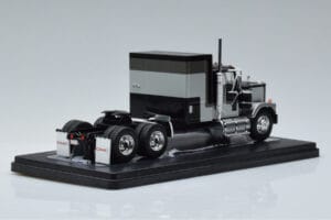 GMC General Prata Preto IXO 1:43 TR117 Metal - imagem 2 de 6