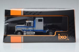 GMC General Prata IXO 1:43 TR079 Metal - imagem 6 de 6
