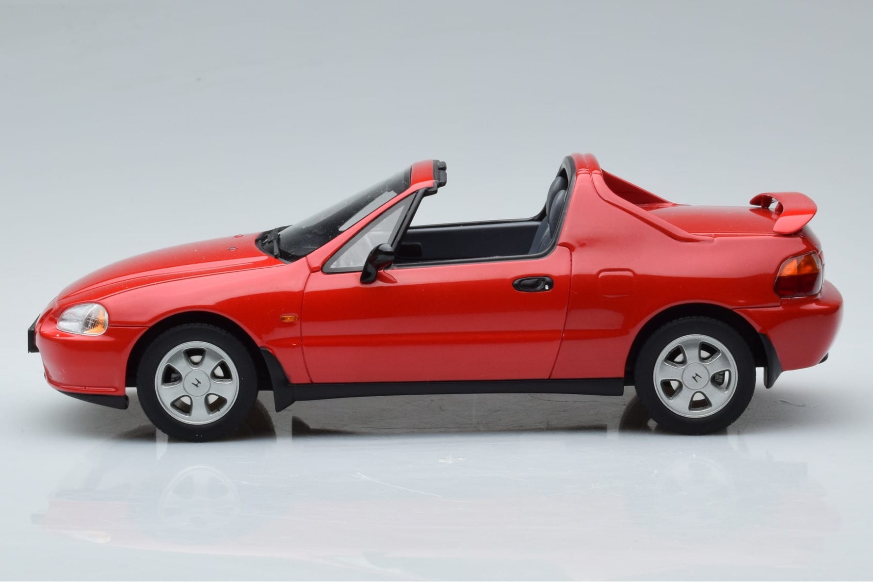 Honda CRX Del Sol VTi Spider Vermelho Otto 1:18 OT415 Resina - imagem 3 de 6