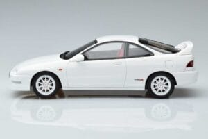Honda Integra DC2 Euro Spec Branco Otto 1:18 OT974 Resina - imagem 3 de 6