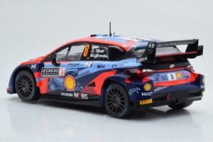 Hyundai i20 N Rally1 #8 O. Tanak / M. Jarveoja Rally Monte Carlo 2022 IXO 1:18 18RMC113 Metal - imagem 5 de 6