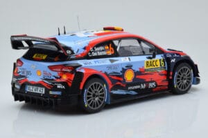 Hyundai i20 Coupe WRC #6 D. Sordo / C. del Barrio Rally Catalunya 2019 IXO 1:18 18RMC052C Metal - imagem 2 de 6