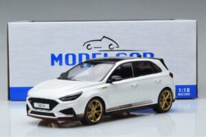 Hyundai i30 N PD Atlas Branco MCG 1:18 MCG18376 Metal - imagem 6 de 6