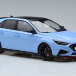 Hyundai i30 N PD Performance Azul MCG 1:18 - image 4 of 6