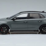 Hyundai i30 N PD Cinzento Sombra MCG 1:18 - image 3 of 6