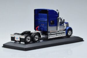 International Lonestar Azul IXO 1:43 TR118 Metal - imagem 2 de 6