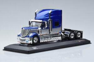 International Lonestar Azul IXO 1:43 TR118