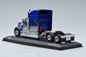 International Lonestar Azul IXO 1:43 TR118 Metal - imagem 5 de 6
