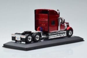 International Lonestar Vermelho IXO 1:43 TR103 Metal - imagem 2 de 6