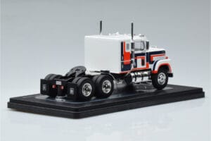 International Transtar 4300 Branco IXO 1:43 TR153 Metal - imagem 2 de 6