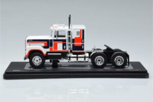 International Transtar 4300 Branco IXO 1:43 TR153 Metal - imagem 3 de 6
