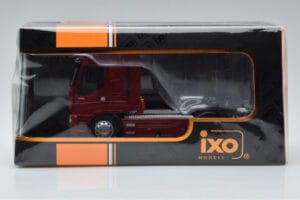 Iveco Stralis 480 Vermelho IXO 1:43 TR086 Metal - imagem 6 de 6