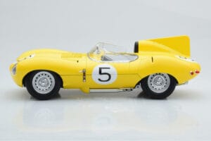 Jaguar D-Type #5 Ecurie Nationale Belge 24 Hours of Le Mans 1956 CMR 1:18 CMR143 Metal - imagem 3 de 6