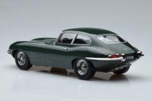 Jaguar E-Type Series 1 British Racing Verde KK-Scale 1:18 KKDC180431 Metal - imagem 5 de 6
