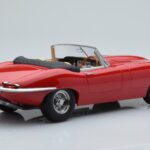 Jaguar E-Type Series 1 Roadster Vermelho KK-Scale 1:18 - image 2 of 6