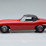 Jaguar E-Type Series 1 Roadster Vermelho KK-Scale 1:18 - image 3 of 6