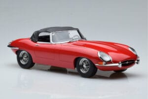 Jaguar E-Type Series 1 Roadster Vermelho KK-Scale 1:18 KKDC180484 Metal - imagem 4 de 6