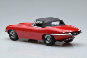 Jaguar E-Type Series 1 Roadster Vermelho KK-Scale 1:18 KKDC180484 Metal - imagem 5 de 6