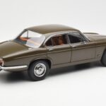 Jaguar XJ6 Series 1 4.2 Sable Castanho Paragon 1:18 2011004 - image 3 of 8