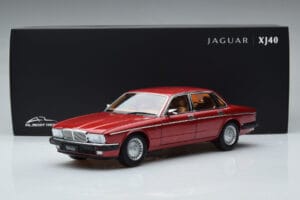 Jaguar XJ6 XJ40 Flamenco Vermelho Almost Real 1:18 810541 Metal - imagem 11 de 11