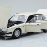 Jaguar XJ6 XJ40 Glacier Branco Almost Real 1:18 - image 2 of 11