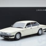 Jaguar XJ6 XJ40 Glacier Branco Almost Real 1:18 - image 11 of 11