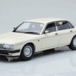 Jaguar XJ6 XJ40 Glacier Branco Almost Real 1:18