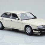 Jaguar XJ6 XJ40 Glacier Branco Almost Real 1:18 - image 6 of 11