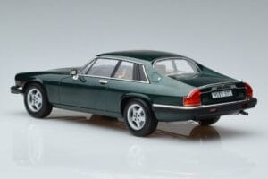 Jaguar XJS V12 Verde Metálico Norev 1:18 182620 Metal - imagem 5 de 6