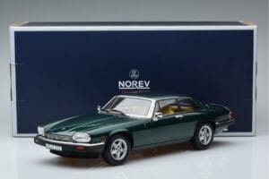 Jaguar XJS V12 Verde Metálico Norev 1:18 182620 Metal - imagem 6 de 6